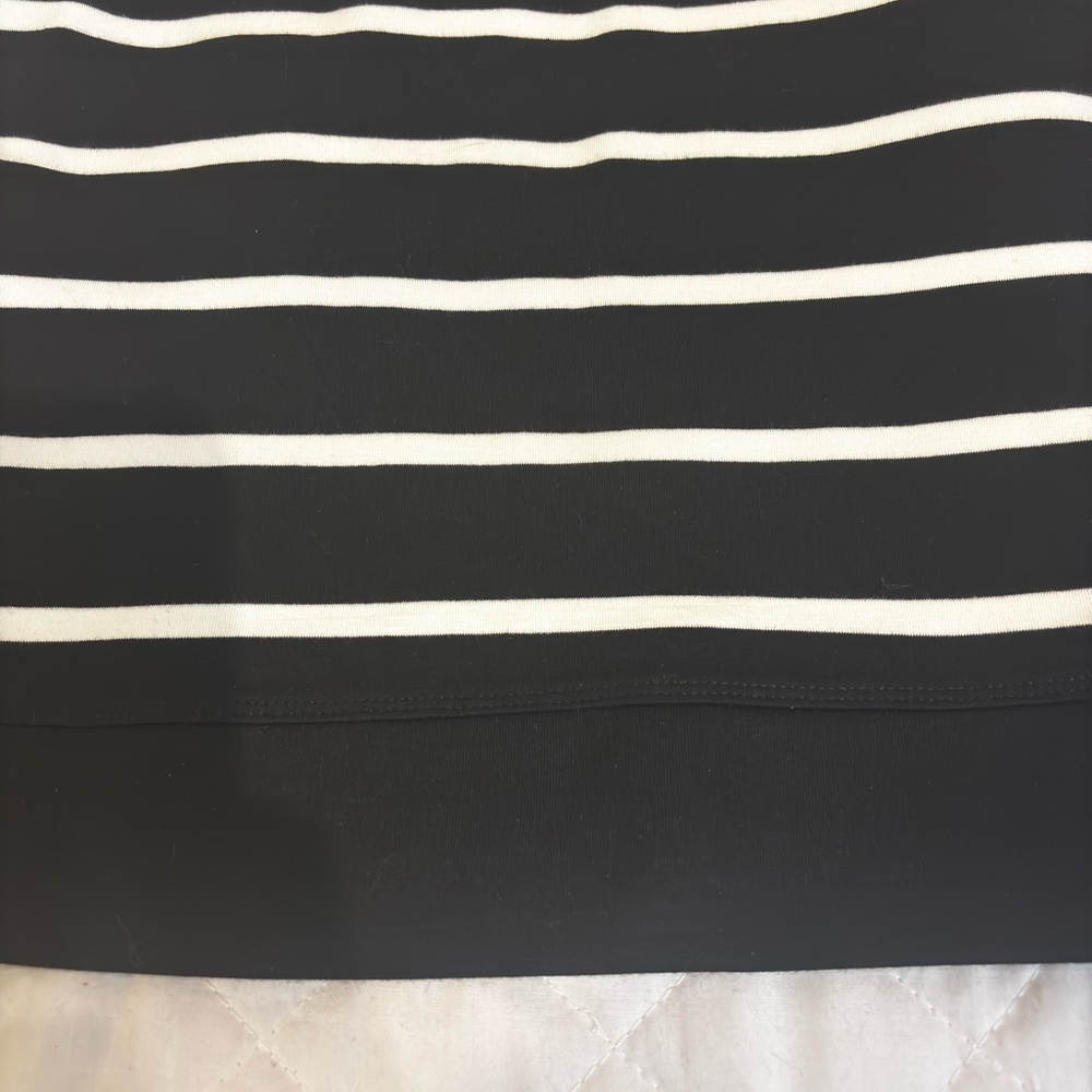 Danskin Women's Black and White Striped Top.ut910 - Picture 6 of 10